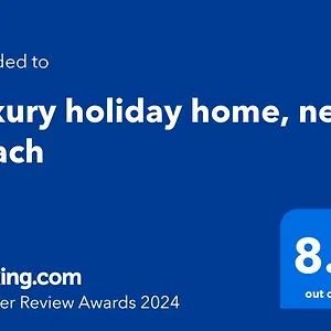 Luxury Holiday Home, Near Beach Holiday home